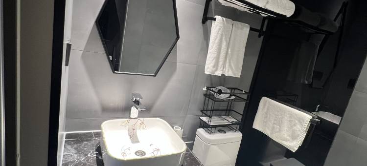 翡木电影酒店(奉化宝龙广场店)图片