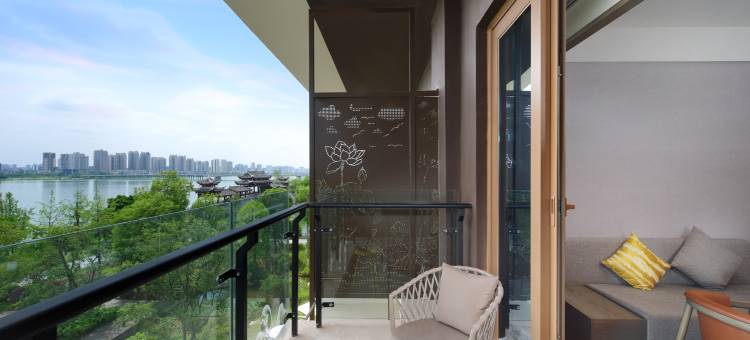 沉香堂·水月莲里湖畔酒店(莲里公园店)图片