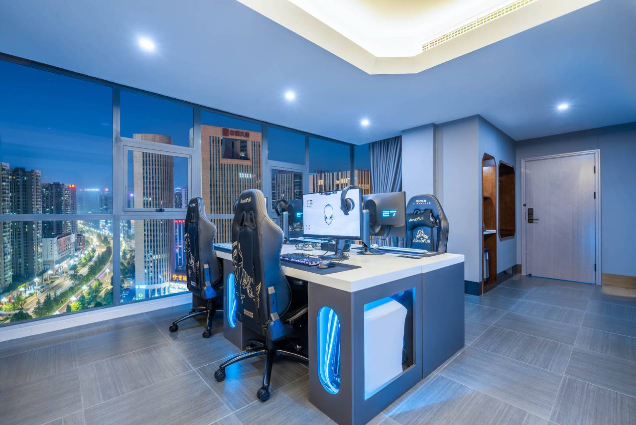 和光·ALIENSPACE外星人电竞酒店(贵阳火车北站国际会展中心店)图片