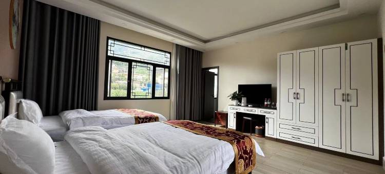 盘州乌蒙大草原云溪雅舍民宿图片