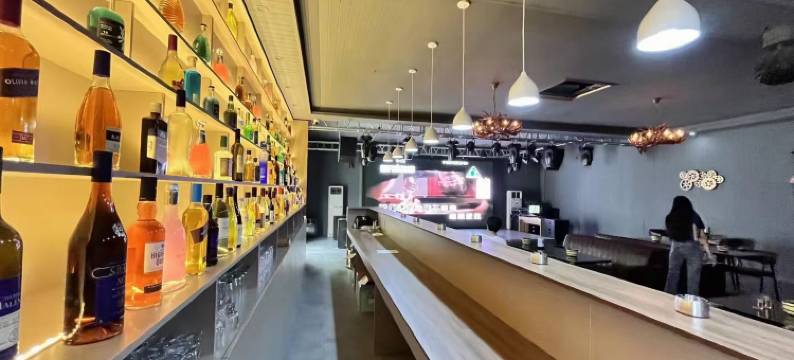 拾月时光环山观景团建轰趴休闲度假山宿(宁国皖南川藏线店)图片