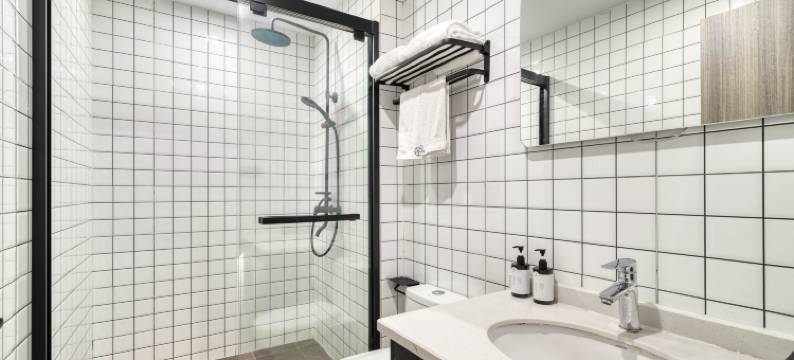 菲曼星空宿电影电竞酒店(湖州市衣裳街店)图片