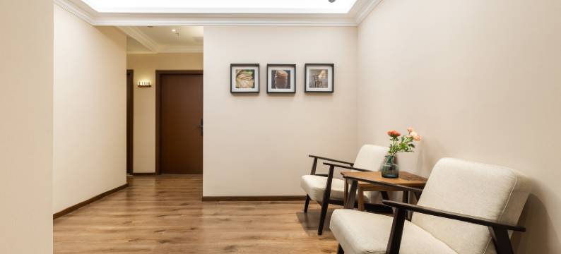 八百庭公寓(重庆解放碑步行街店)图片