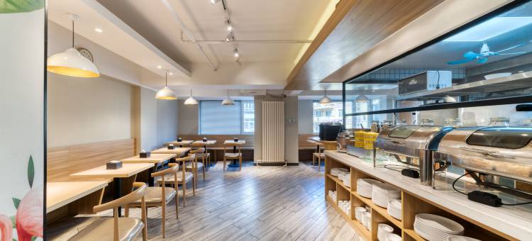 宜客宜家酒店(大连东北财经大学高新万达店)图片