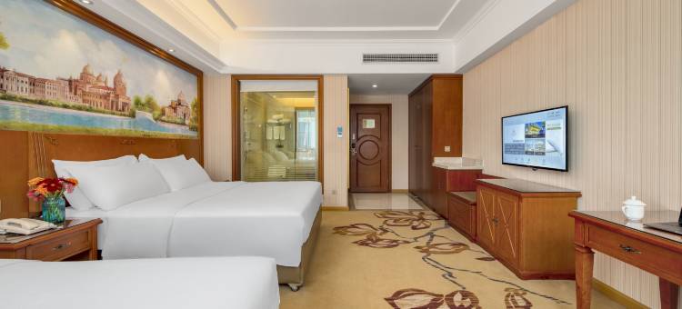 维也纳酒店(青岛红岛会展中心高铁站店)图片