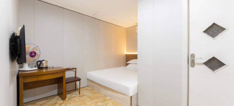 哈尔滨依侬时尚宾馆(中央大街步行街店)图片