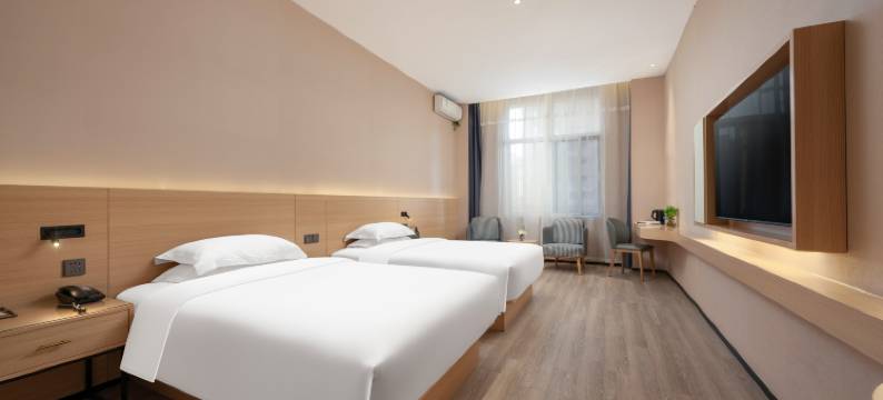 亚树酒店(滕州火车站真爱商城店)图片