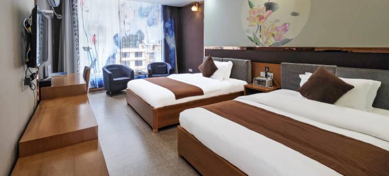 泸定海螺沟景区杨家小院图片