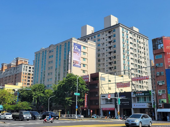 承攜行旅學產文教會館高雄美術館