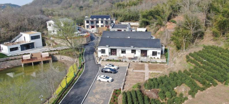 一半山野民宿(庐江店)图片