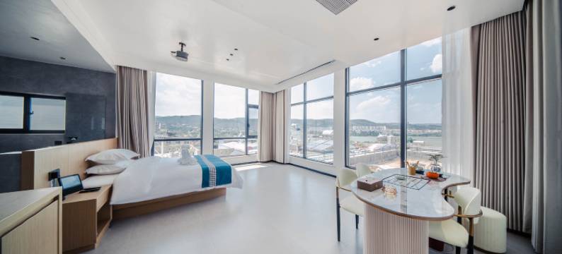 弥勒御湖智慧温泉酒店(湖泉生态园红河水乡店)图片