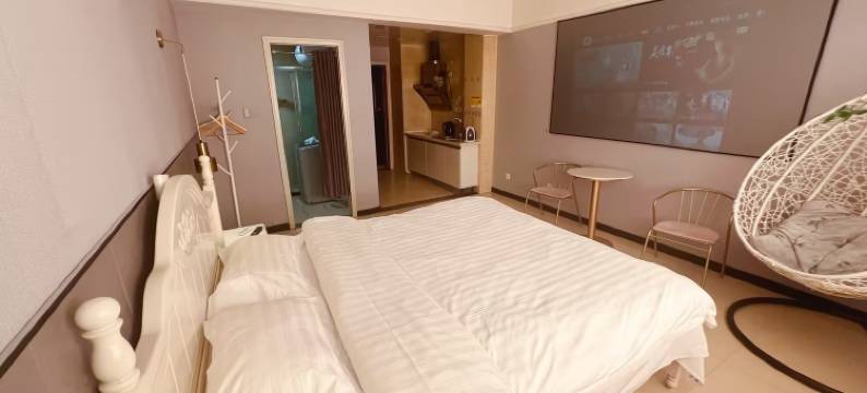 雅乐居观影酒店(郑州正弘城世豪小公馆店)图片