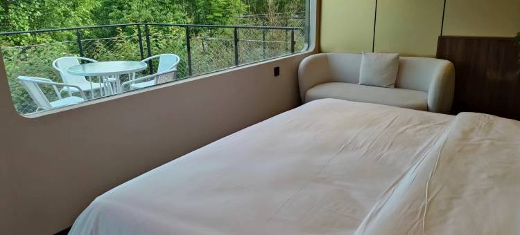 南山火车主题酒店图片