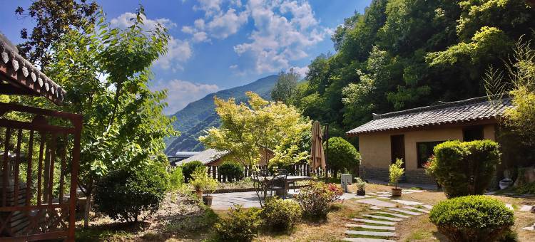 略阳汉析里温泉民宿图片