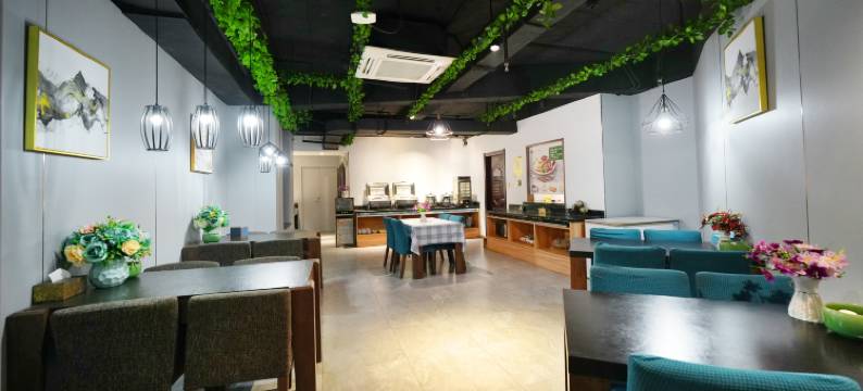 肯定·观美酒店(南京新街口金融中心中央商场店)图片