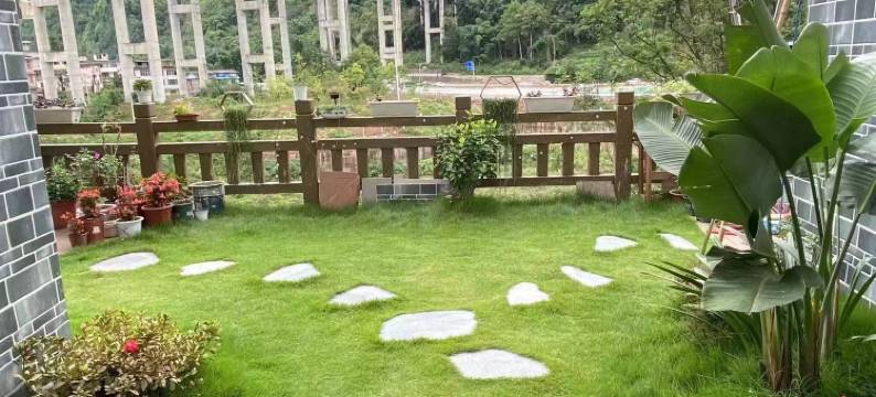 雅安悦慢时光民宿(雅州廊桥店)图片