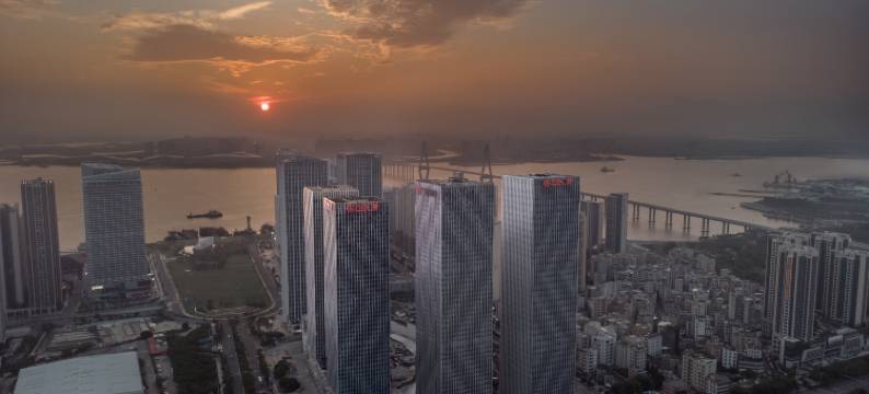 E-Blue宜博电竞酒店(湛江万达广场店)图片