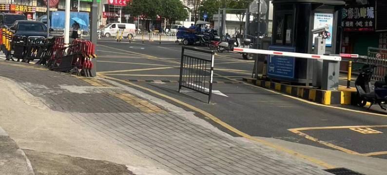 鸿运公寓(深圳应人石地铁站店)图片