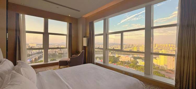 赣州格兰云天国际酒店(万象城南河古浮桥店)图片