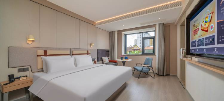 如家商旅酒店(西双版纳景洪泼水广场江边夜市店)图片