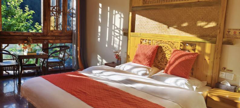 空想未闻民宿(西江千户苗寨景区观景台店)图片