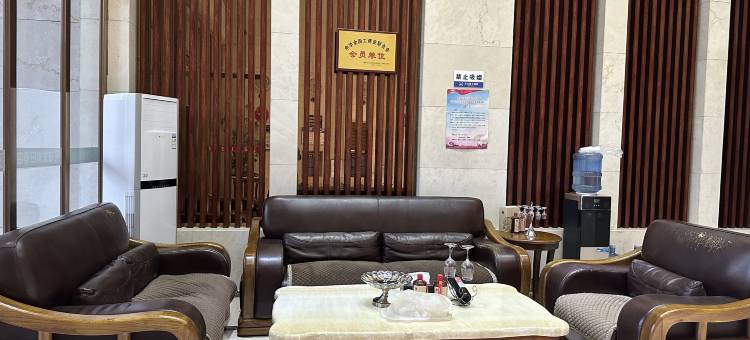 汉文假日酒店(遵义汇川体育馆店)图片