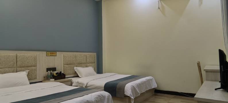 砚山县福鸿酒店图片