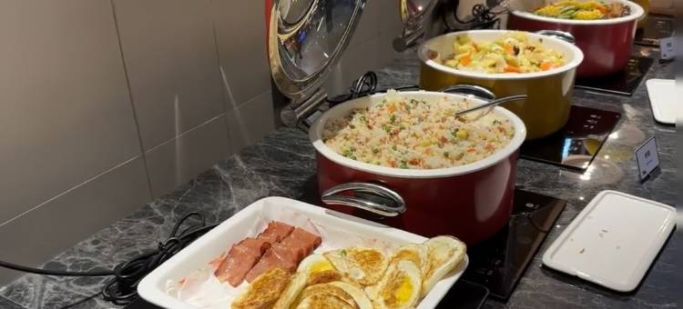 原阳兰亭湖畔酒店图片