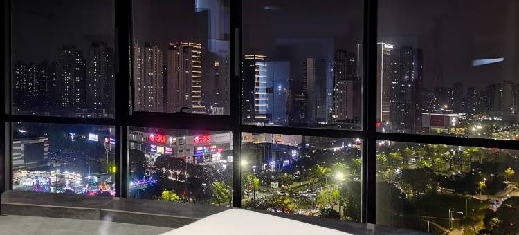 御宿临峰设计师民宿(昆山世茂广场店)图片