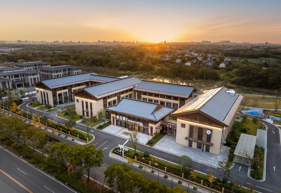 扬州瘦西湖云居酒店外景图