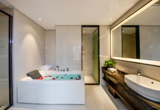 Fancy Hotel (Shenzhen Bantian, Guangyayuan Subway Station) Hotel Overview