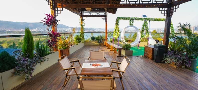 弥勒忆湖河畔民宿(湖泉生态园红河水乡店)图片