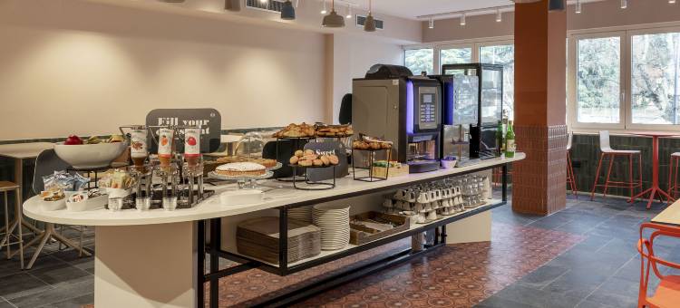 民宿酒店科摩巴拉德洛(B&B HOTEL Como Baradello)图片