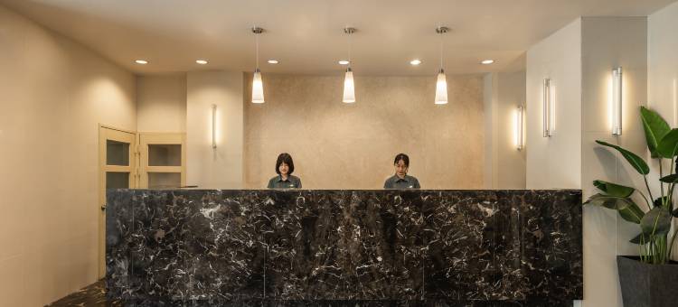 康桥商旅(高雄六合夜市中正馆)图片