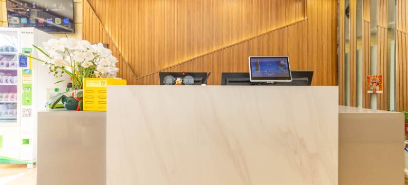 VecRay矢指酒店(商丘高铁火车站正弘汇店)图片