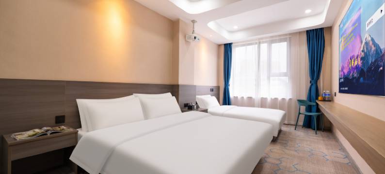 荷畔酒店(烟台大学烟台体育公园店)图片