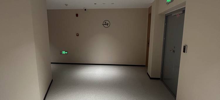 启曼酒店(浙江农林大学衣锦校区青山湖店)图片