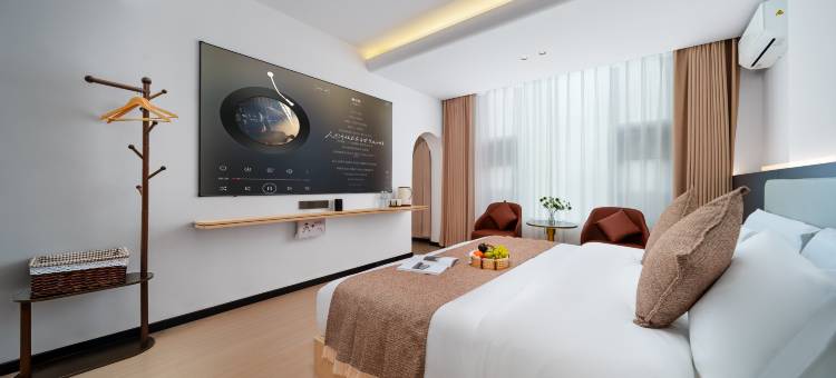 桔朵智能酒店(大理高铁站洱海公园店)图片