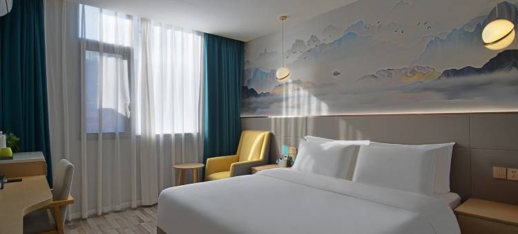 海伦·轻居酒店(雅安天全中医院店)图片