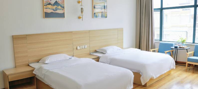 拉萨缘起客栈(大昭寺店)图片