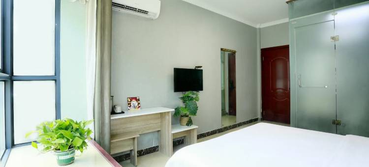 晴岚居民宿(开封河南大学金明广场店)图片