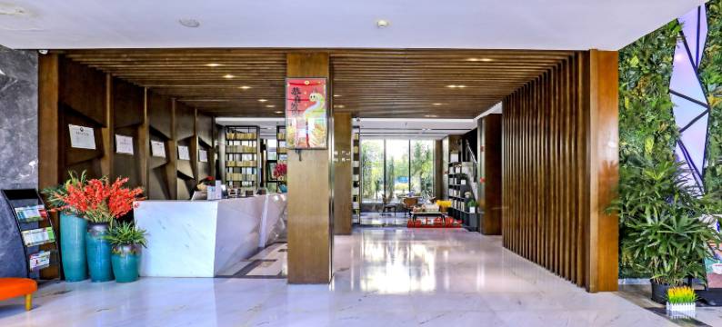 百年酒店(万宁市中心店)图片