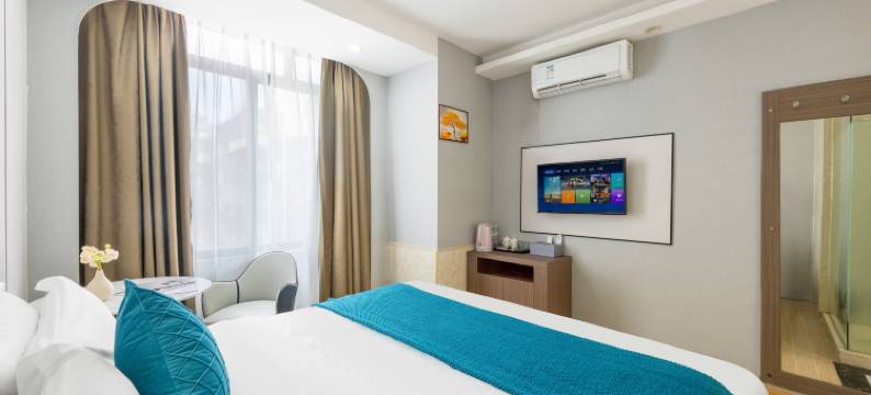 深圳新湖主题酒店(黄贝岭店)图片