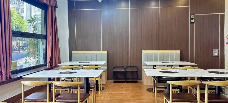 潮漫酒店(深圳市民中心莲花村地铁站店)图片