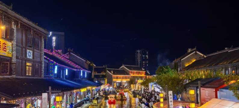 六盘水•润辉｜CHEVOL•SERENITY•ESPRIT•栖屿美学酒店(师范学院店)图片