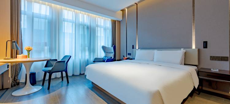 长春经开区南湖大路亚朵酒店图片