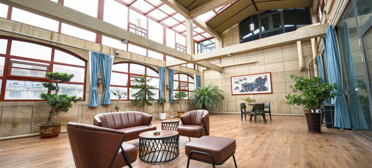 宝丰非凡酒店图片