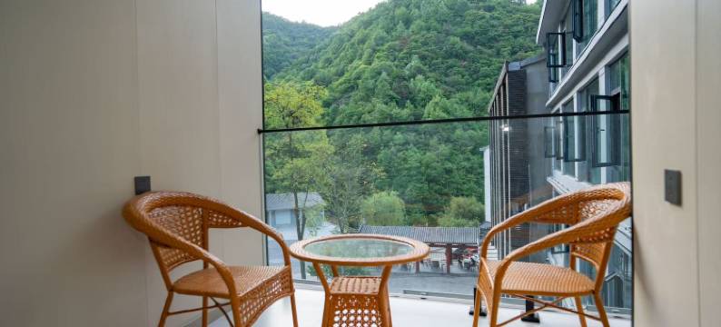 亮丽度假民宿(老君山景区店)图片