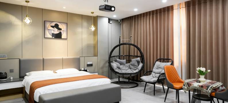 陆良烨科智能酒店(图腾商业中心店)图片