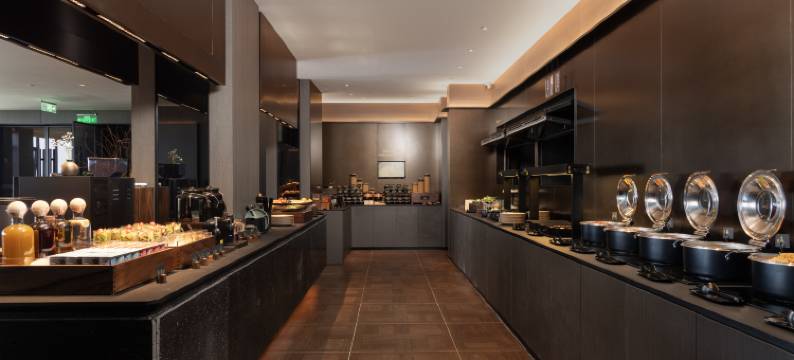 惠州水东街滨江东路亚朵酒店图片